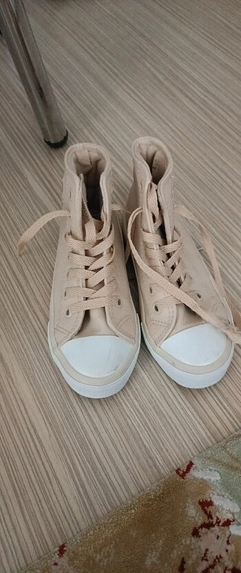 33 Beden ten rengi Renk Benetton Converse 