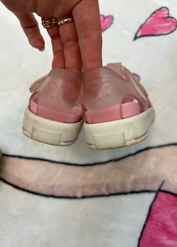 Kız Çocuk Pembe Velcro Bantlı Terlik