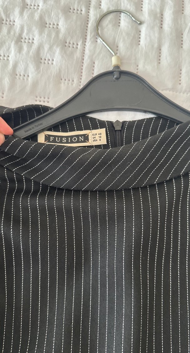 Kemerli Siyah Uzun Kadın Ofis Elbisesi - Görsel 2