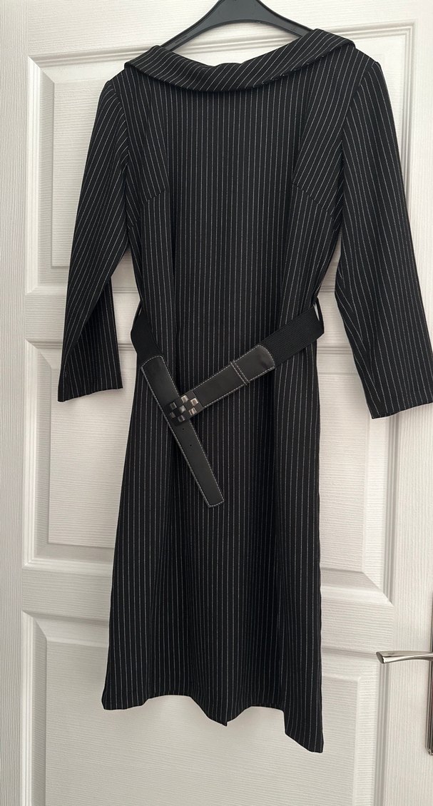 Kemerli Siyah Uzun Kadın Ofis Elbisesi - Görsel 3