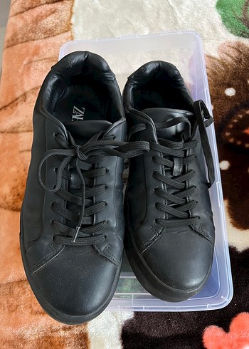 Zara Siyah Deri Sneaker