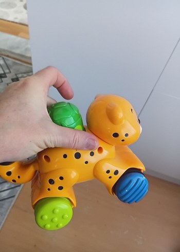 Renkli Fisher-Price Oyuncak Leopar - Görsel 5