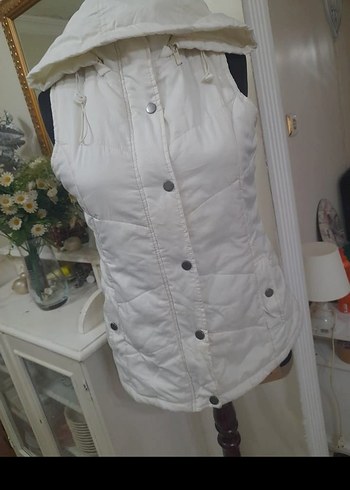 Beyaz Kapüşonlu Fermuarlı Kadın Yelek - Görsel 6