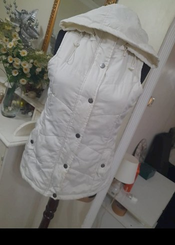 Beyaz Kapüşonlu Fermuarlı Kadın Yelek - Görsel 5