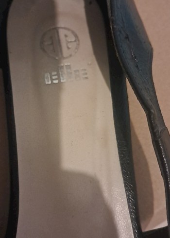 Elle Kadın Babet