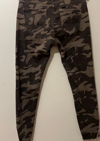 Kahverengi Kamuflajlı Bol Kesim Kot Pantolon - Görsel 6