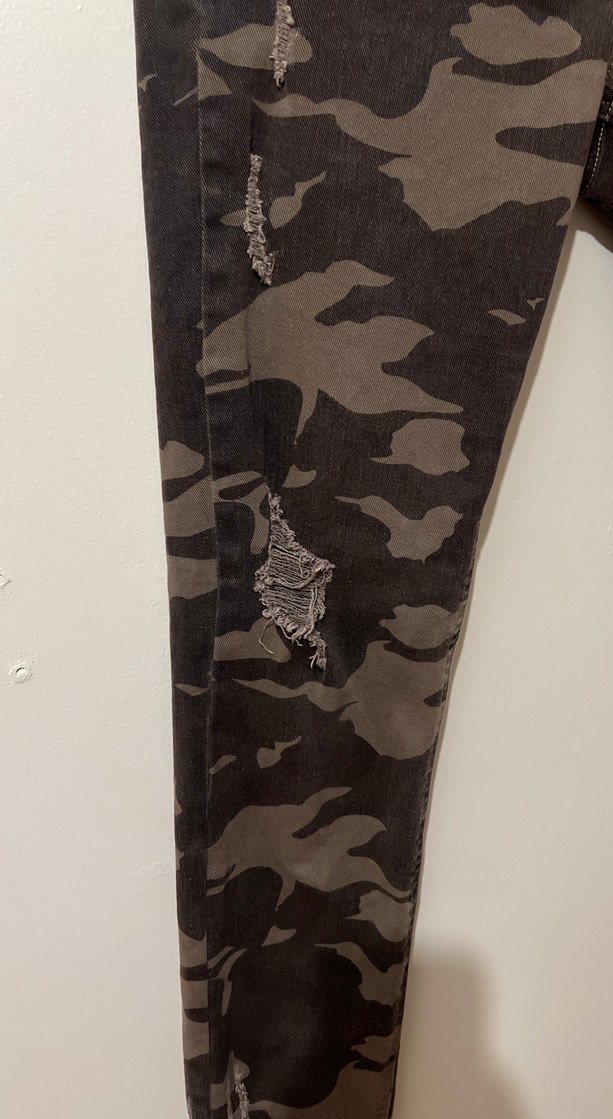 Kahverengi Kamuflajlı Bol Kesim Kot Pantolon - Görsel 3