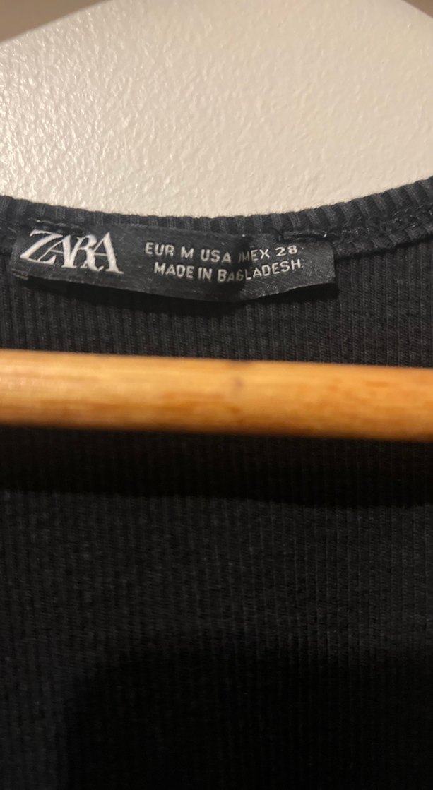 Düğmeli Siyah Kadın Atlet - Görsel 3