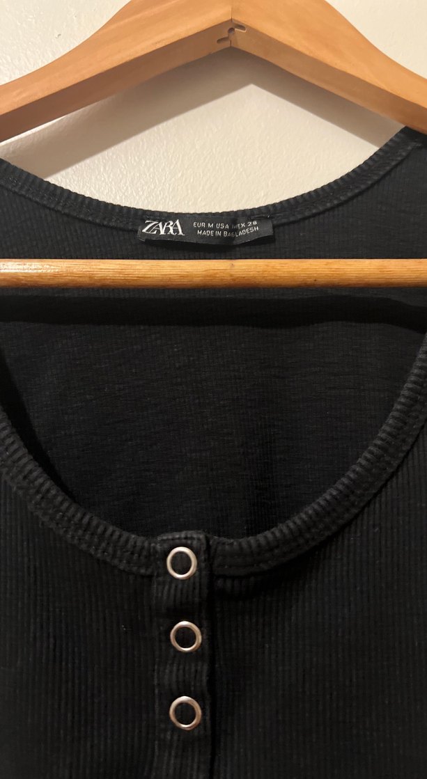 Düğmeli Siyah Kadın Atlet - Görsel 2