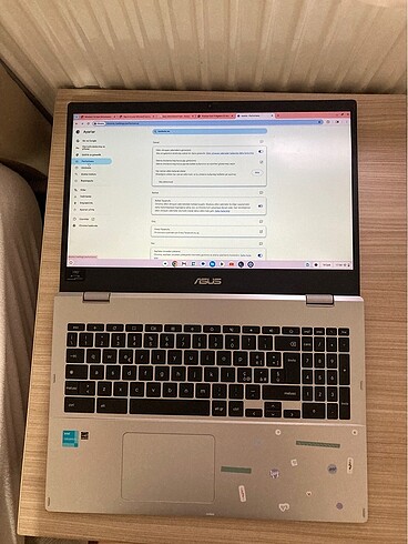  Beden Renk Asus Chromebook