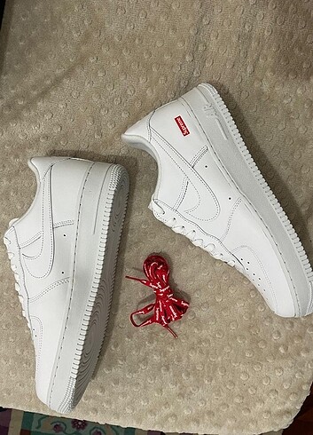 Air Force 1 Low Supreme