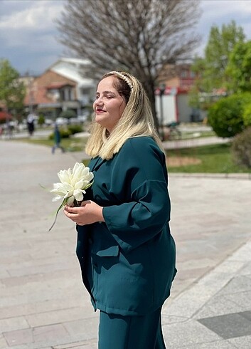 Zümrüt yeşili 2 li büyük beden krep kumaş takım elbise 