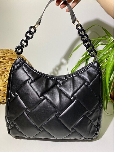 Kapitone Bag