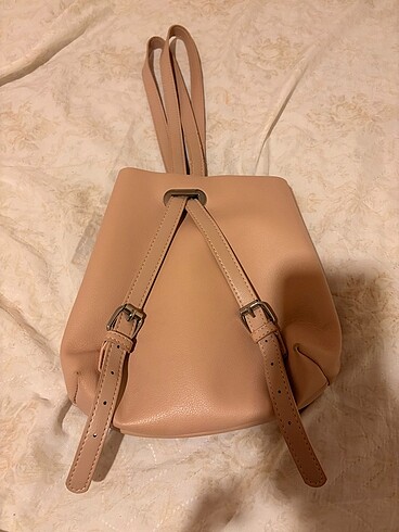 Pull and Bear Sırt çantası