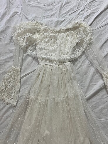 Zara Tül detaylı midi boy elbise