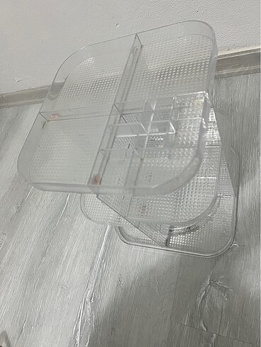 Ikea 360 derece dönebilen makyaj organizer