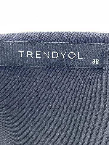 38 Beden çeşitli Renk Trendyol & Milla Kısa Elbise %70 İndirimli.