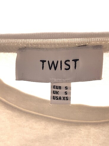 s Beden beyaz Renk Twist T-shirt %70 İndirimli.