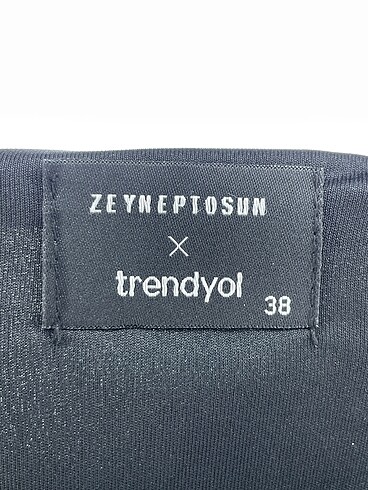 38 Beden çeşitli Renk Trendyol & Milla Kısa Elbise %70 İndirimli.