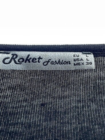 l Beden siyah Renk PreLoved T-shirt %70 İndirimli.