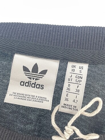 38 Beden çeşitli Renk Adidas Kısa Elbise %70 İndirimli.
