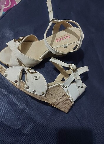 Diğer Az kullanılmış dolgu topuk sandalet 39 numara