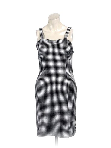 PreLoved Kısa Elbise %70 İndirimli.