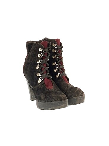 Vintage Love PreLoved Bot %70 İndirimli.