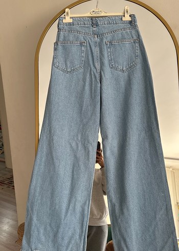 Gri Yırtık Detaylı Geniş Kesim Midi Kot Pantolon - Görsel 4