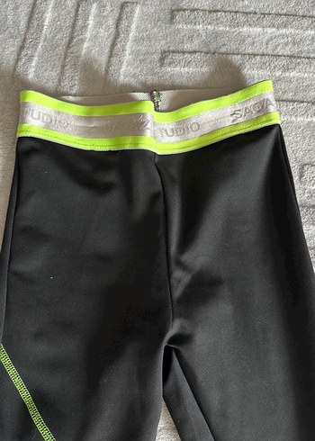 Siyah Dikişsiz Spor Tayt - Görsel 3