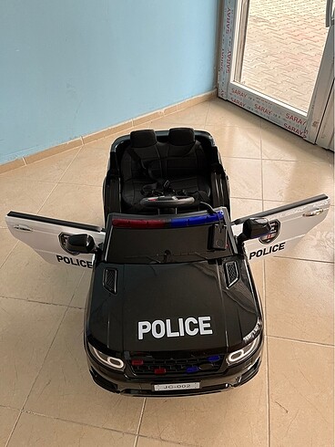 Beden Akülü Araba Range Rover Polis