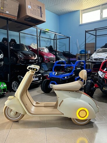 Beden ten rengi Renk Akülü Araba Motorsiklet