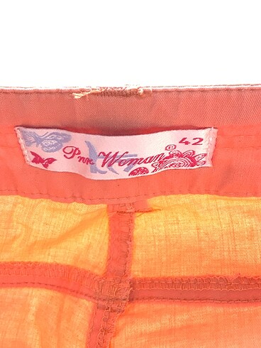42 Beden çeşitli Renk PreLoved Bermuda / Kapri %70 İndirimli.