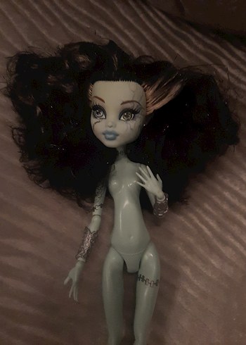 Beden Renk Monster high frankie stein Koyu Gri Saçlı Bebek