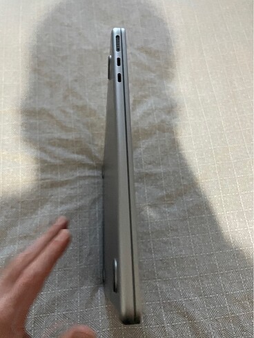 Temiz MacBook Air M2