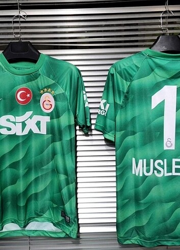 Muslera kaleci Forma