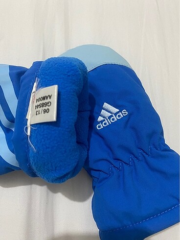 Adidas Kar eldiveni