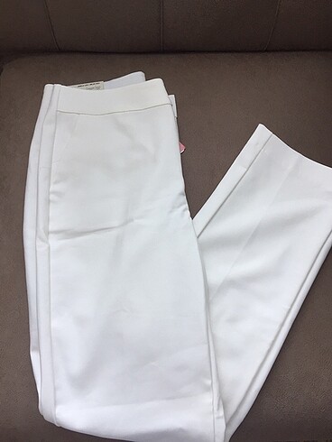 LC Waikiki beyaz pantolon