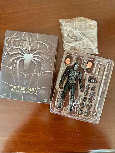 Beden Renk Spiderman Sam Raimi Black Suit Aksiyon Figürü Örümcek Adam Oyunc