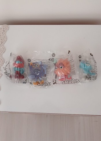 Renkli Şirinler Figür Seti