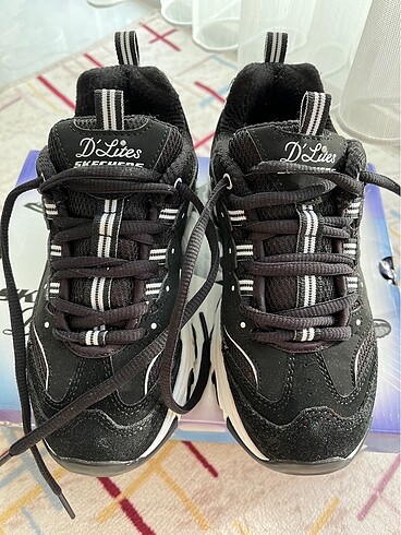 Skechers D?lites March Forward