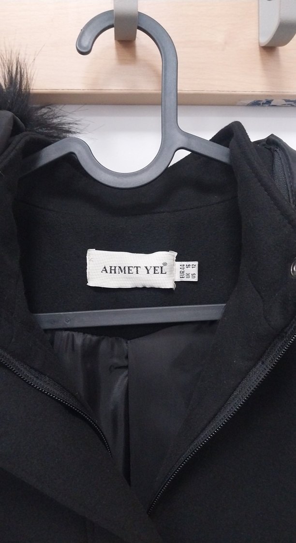 Siyah Kemerli Uzun Kadın Kaban - Görsel 3