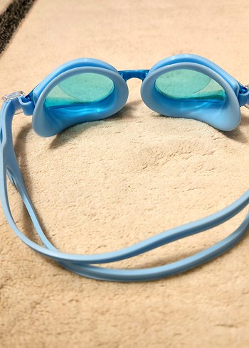 Mavi Yetişkin Yüzücü Gözlüğü - Görsel 2