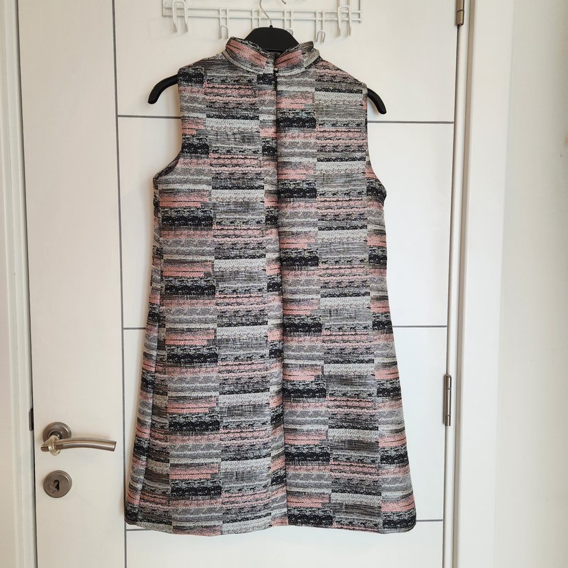 Gümüş-Pudra Kolsuz Kışlık Elbise - Görsel 2