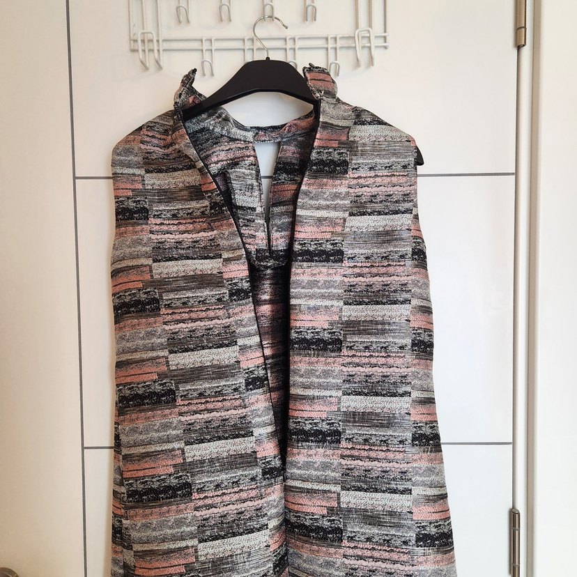 Gümüş-Pudra Kolsuz Kışlık Elbise - Görsel 4