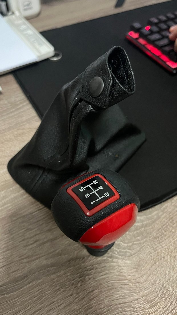 Kırmızı Suni Deri vites topuzu ve körüğü - Görsel 4