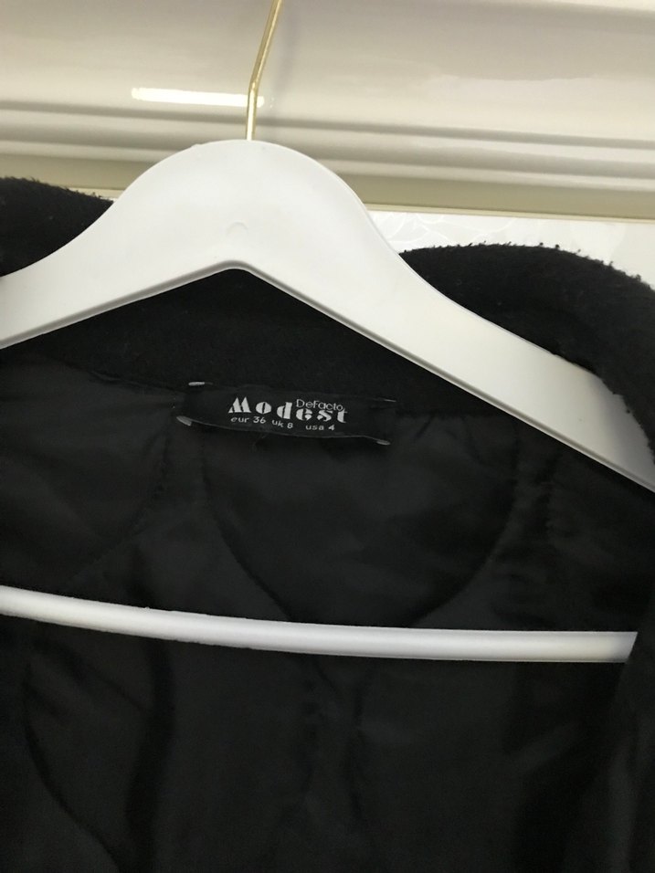 Düğmeli Siyah Ceket - Görsel 2