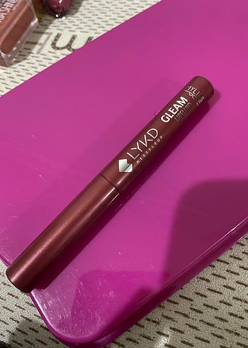 LYKD Gleam lipfluıd Lip Gloss Ruj - Görsel 4