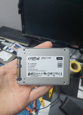 Crucial 250GB Sata3 SSD