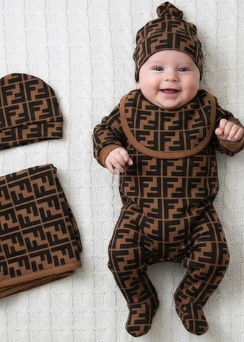 Marka model battaniyeli set - Görsel 3